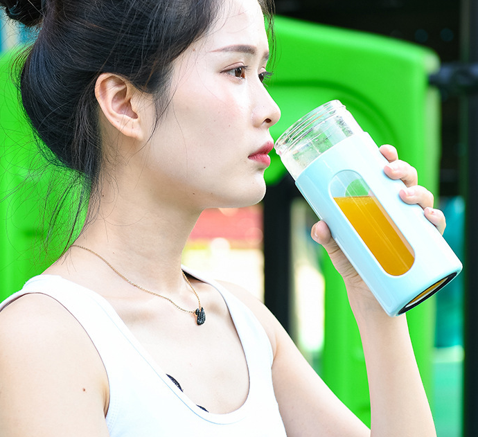 USB Rechargeable Portable Electric Blender: Handheld Smoothie & Juice Maker