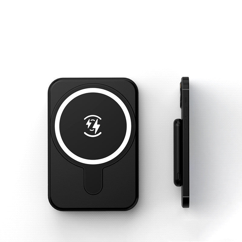 Compact Magnetic Fast Wireless Charging Power Bank